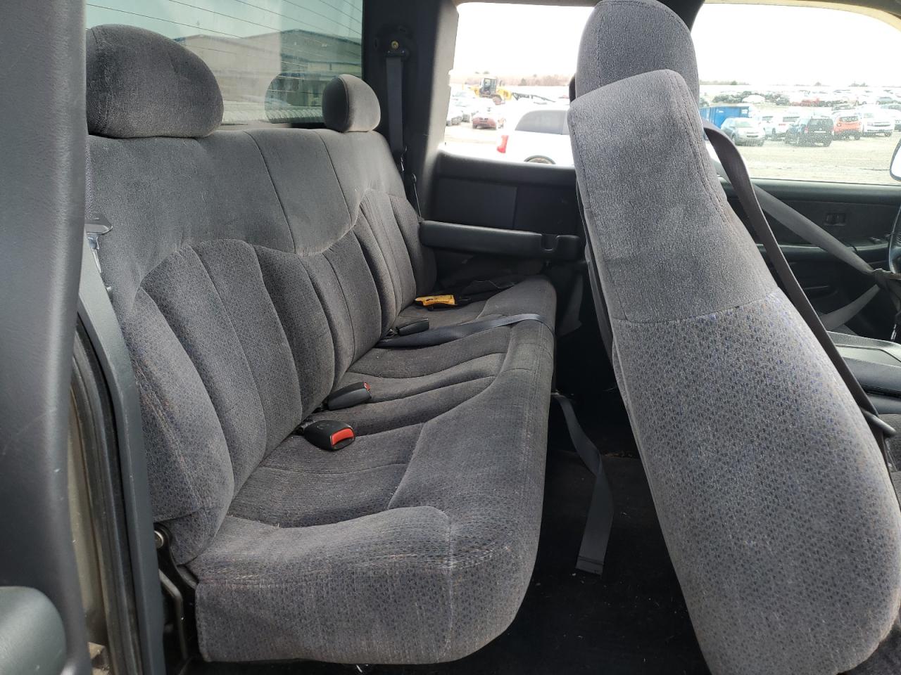 1999 Chevrolet Silverado VIN 2GCEK19T4X1109045 Copart auction photo, side damage thumbnail 11
