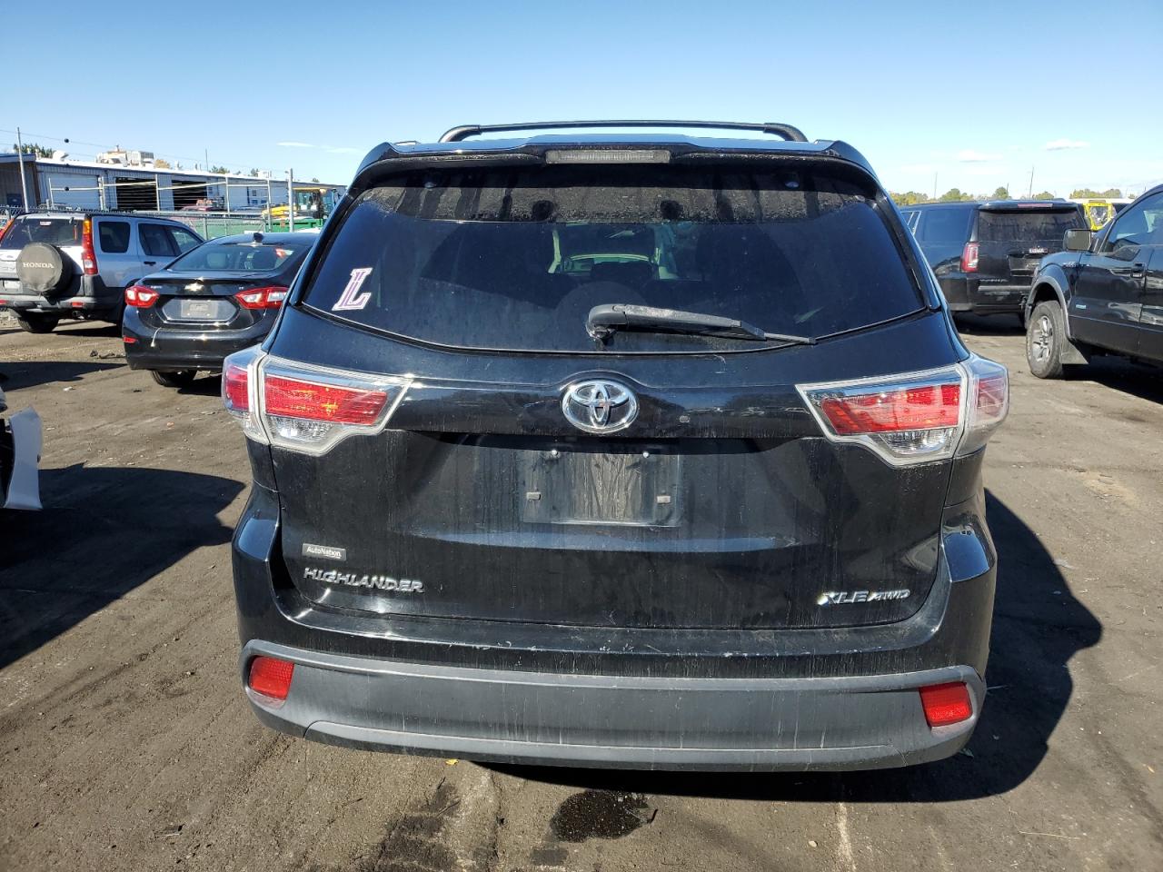 2016 Toyota Highlander VIN 5TDJKRFH2GS289714 Copart auction photo, all over damage thumbnail 6