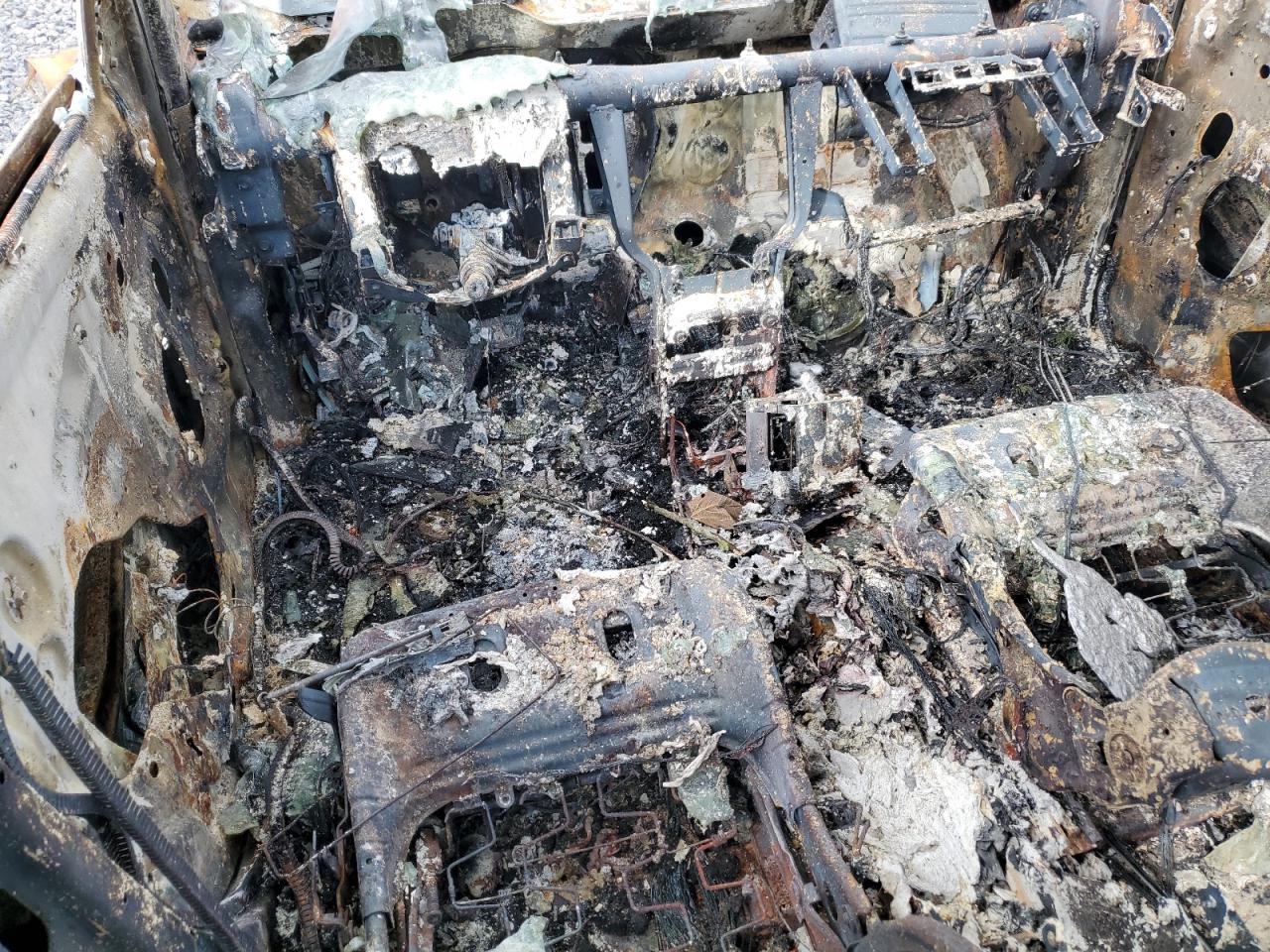 2013 GMC Terrain VIN 2GKALMEK1D6185447 Copart auction photo, burn damage thumbnail 8