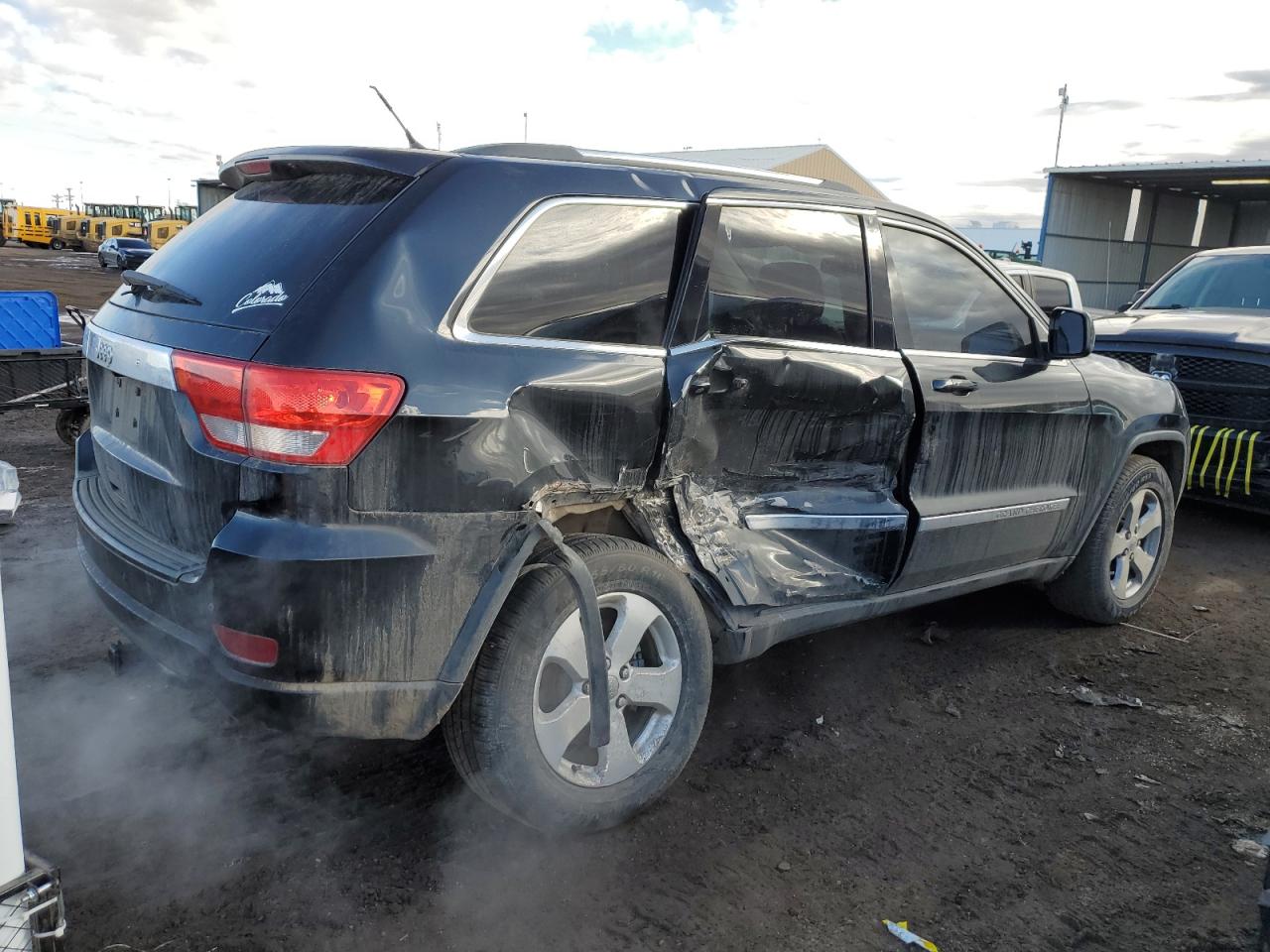 2013 Jeep Grand Cherokee VIN 1C4RJFAT5DC571150 Copart auction photo, side damage thumbnail 3