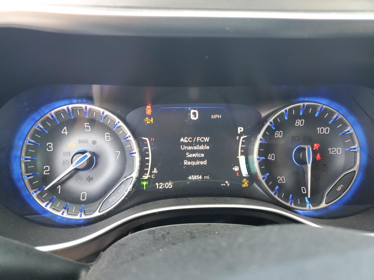 2017 Chrysler Pacifica VIN 2C4RC1GG9HR786017 Copart auction photo, front end damage thumbnail 9