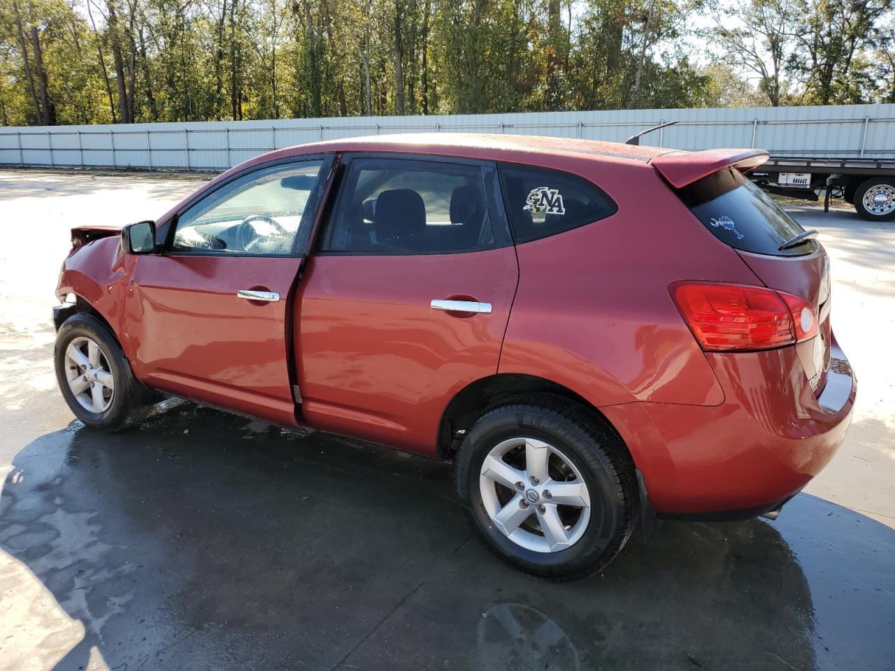2010 Nissan Rogue VIN JN8AS5MT6AW005190 Copart auction photo, front end / rear end damage thumbnail 2
