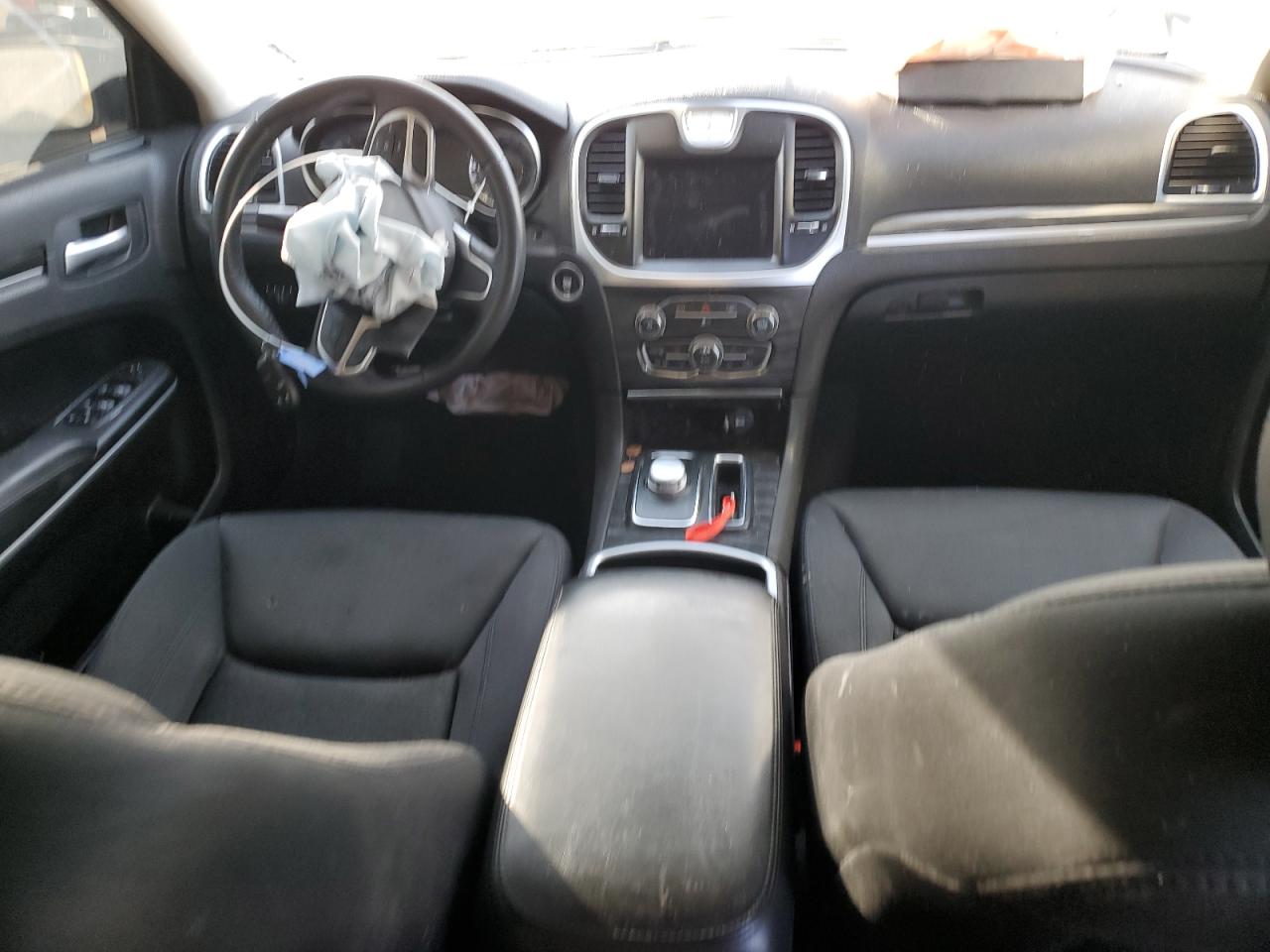 2020 Chrysler 300 VIN 2C3CCAAG7LH187361 Copart auction photo, front end damage thumbnail 8