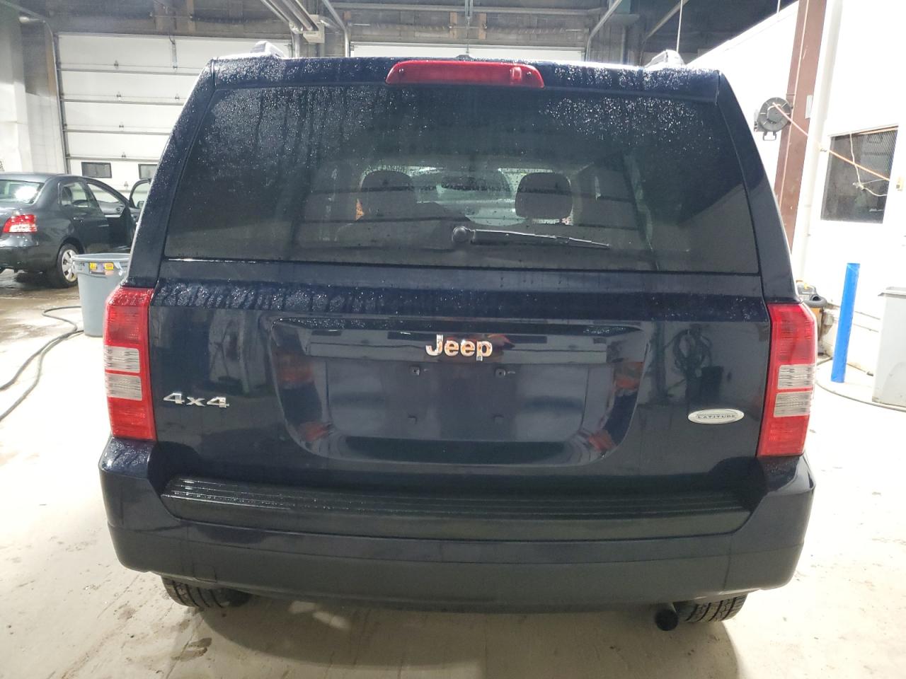 2015 Jeep Liberty (Patriot) VIN 1C4NJRFB3FD347727 Copart auction photo, front end damage thumbnail 6