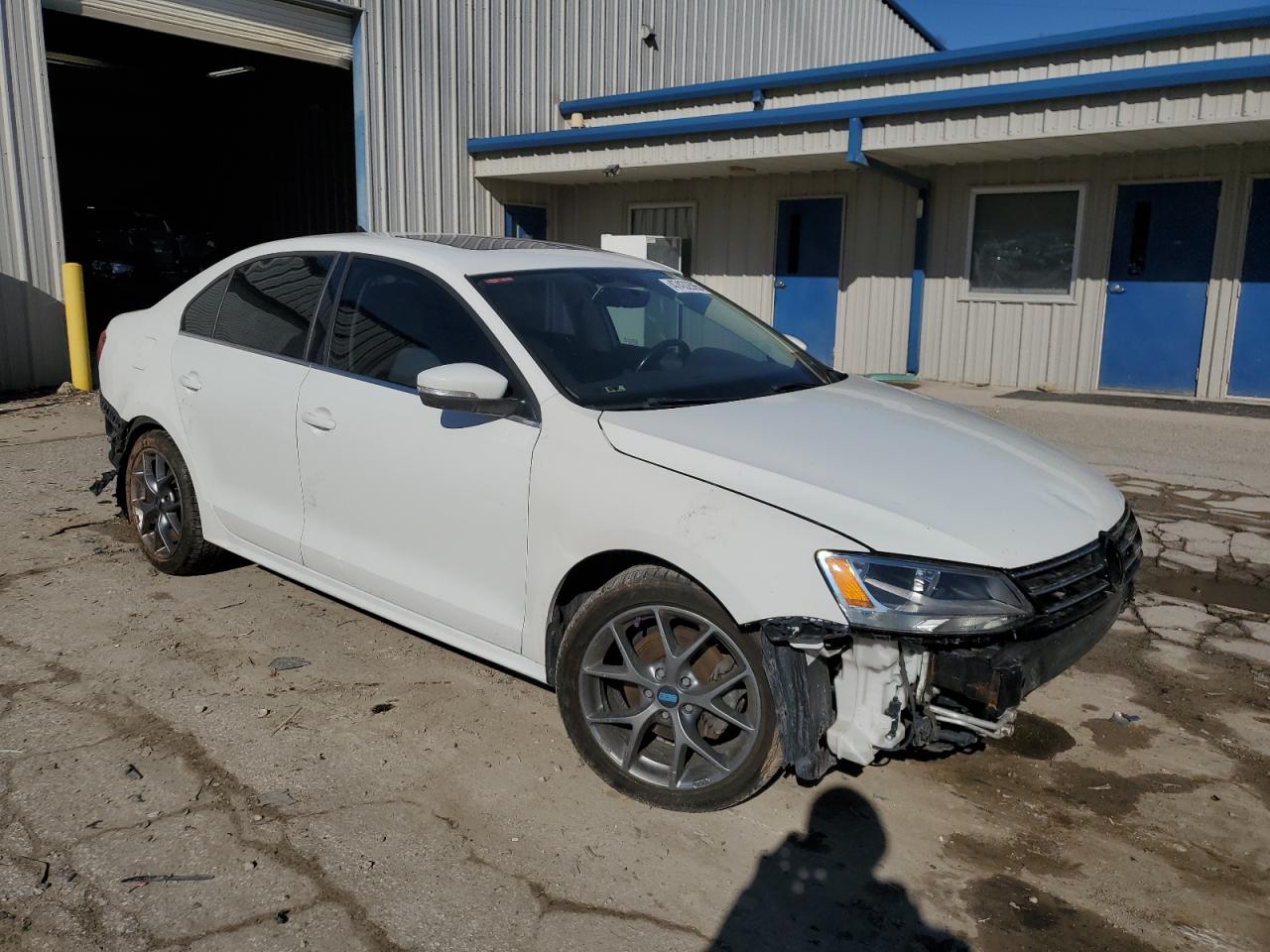 2015 Volkswagen Jetta VIN 3VWLA7AJ8FM328263 Copart auction photo, rear end / front end damage thumbnail 4