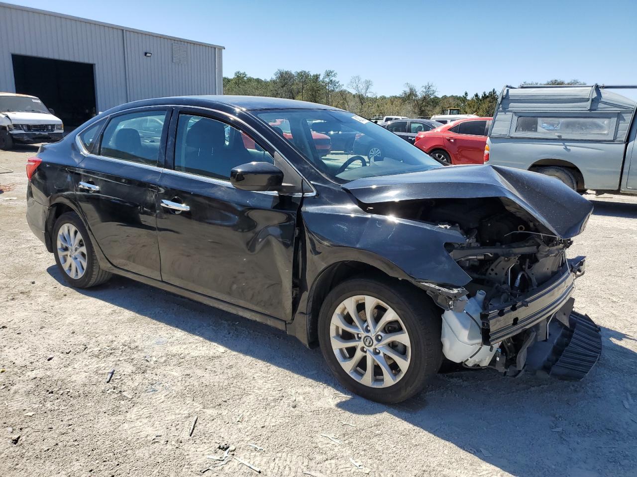 2017 Nissan Sentra VIN 3N1AB7APXHY319767 Copart auction photo, front end damage thumbnail 4
