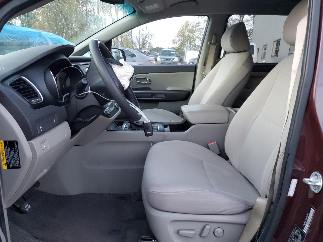 2016 KIA Sedona VIN KNDMB5C10G6163560 Copart auction photo, front end damage thumbnail 7