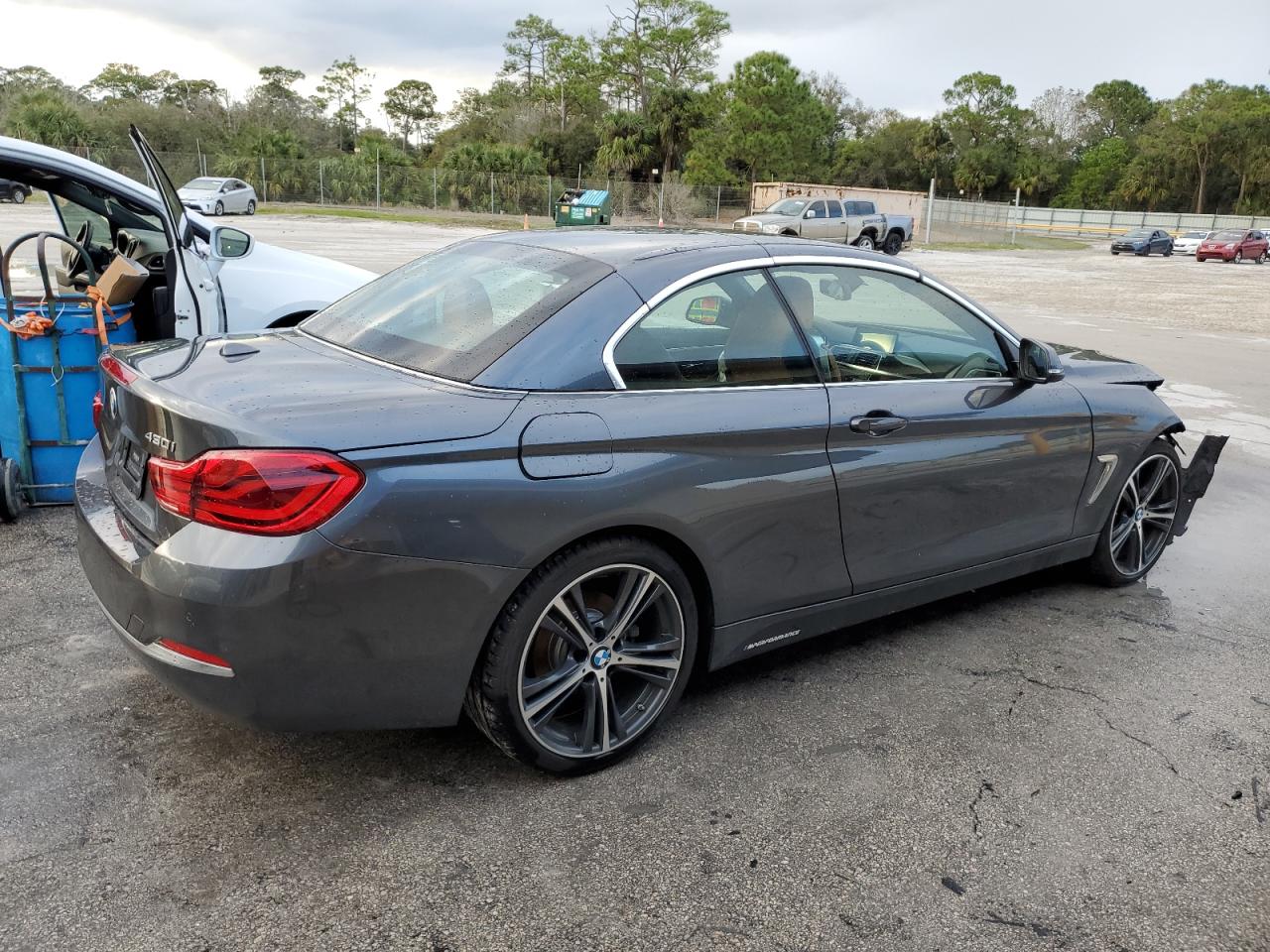 2019 BMW 4er VIN WBA4Z1C5XKEE48935 Copart auction photo, front end damage thumbnail 3