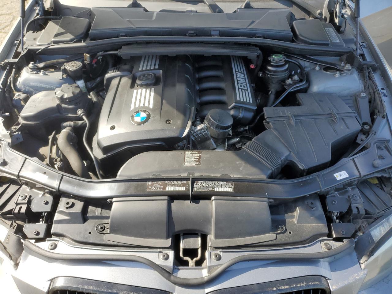 2011 BMW 3er VIN WBADW7C58BE545219 Copart auction photo, rear end / side damage thumbnail 11