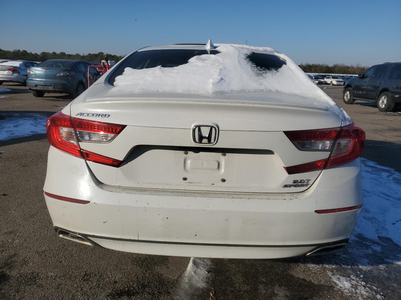 2018 Honda Accord VIN 1HGCV2F36JA052306 Copart auction photo, front end / minor dent/scratches damage thumbnail 6