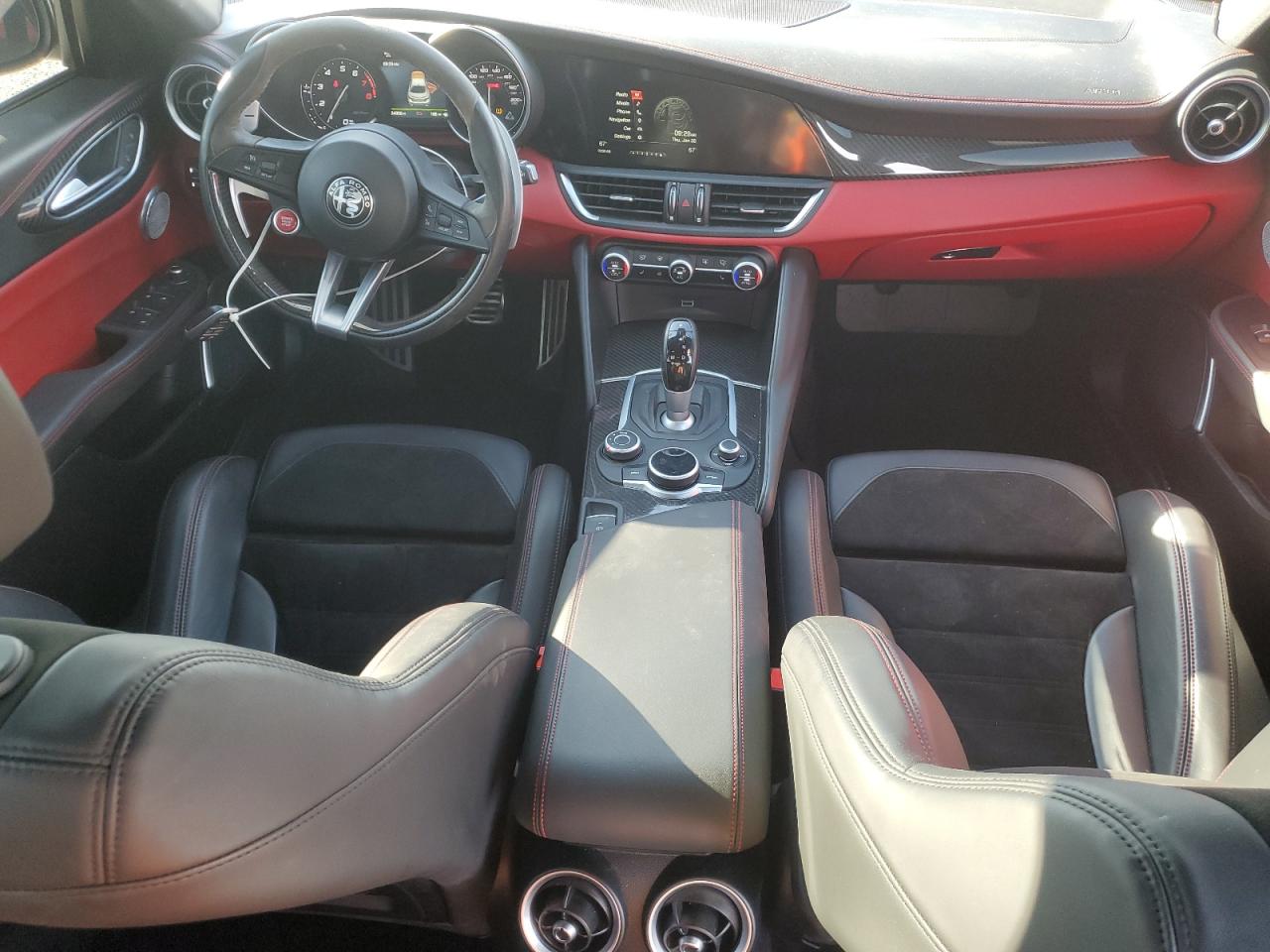 2019 Alfa Romeo Giulia VIN ZARFAMEV1K7613635 Copart auction photo, side damage thumbnail 8