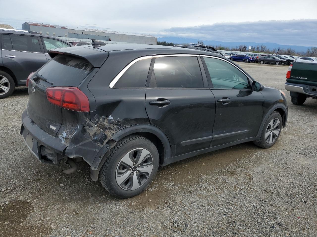 2017 KIA Niro VIN KNDCB3LC2H5077160 Copart auction photo, front end / rear end damage thumbnail 3