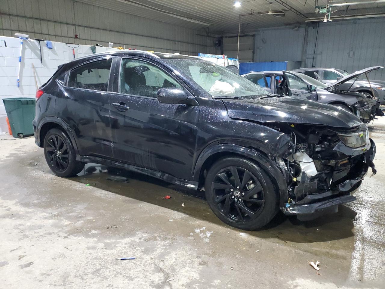 2022 Honda HR-V VIN 3CZRU6H16NM760136 Copart auction photo, front end / rear end damage thumbnail 4