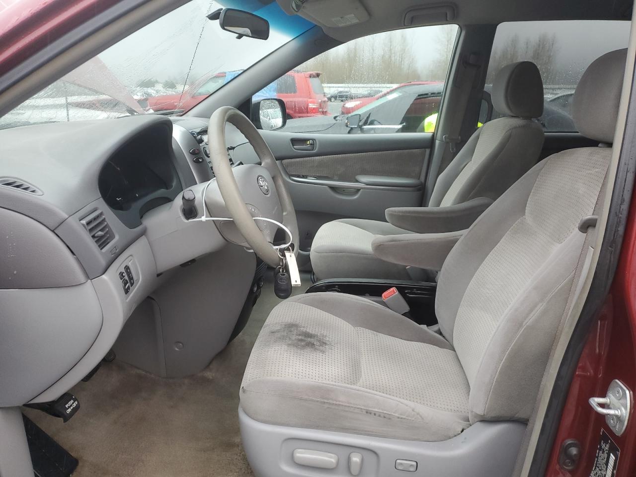 2008 Toyota Sienna VIN 5TDZK23C98S177724 Copart auction photo, minor dent/scratches damage thumbnail 7