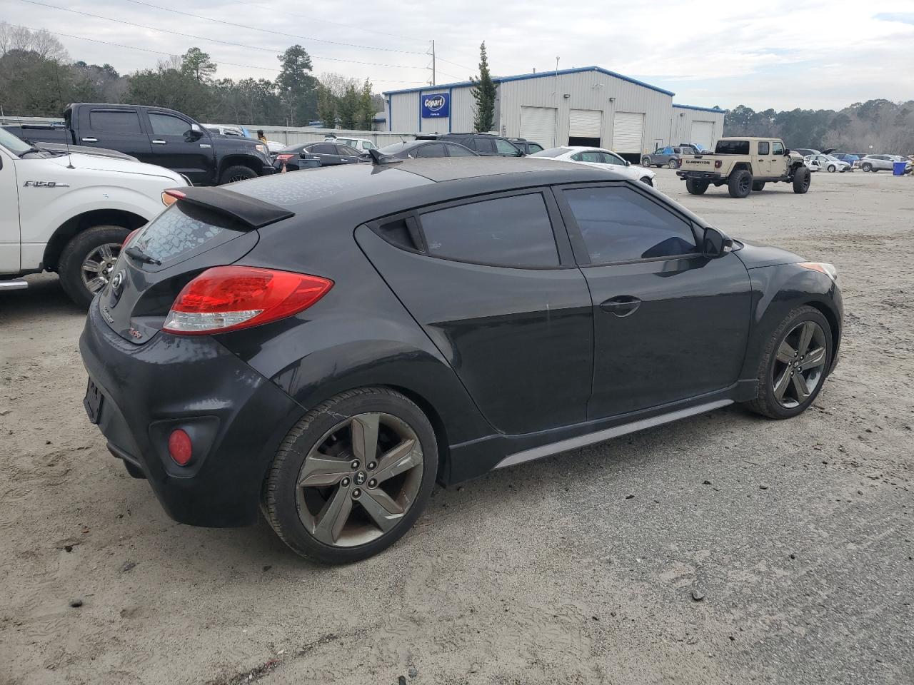 2015 Hyundai Veloster VIN KMHTC6AE1FU240608 Copart auction photo, normal wear damage thumbnail 3