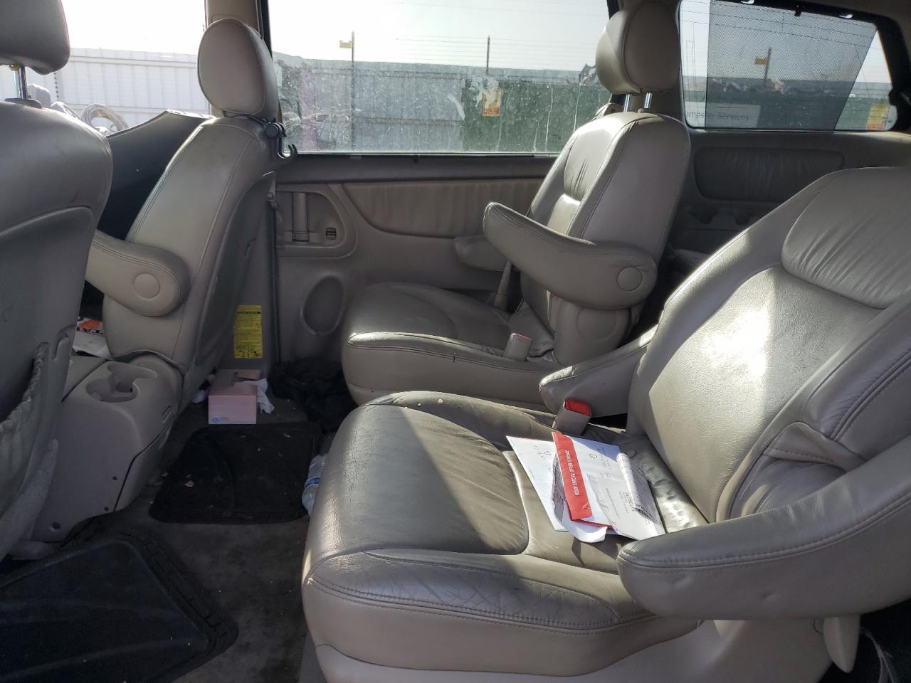 2006 Toyota Sienna VIN 5TDZA22C66S484821 Copart auction photo, front end damage thumbnail 12