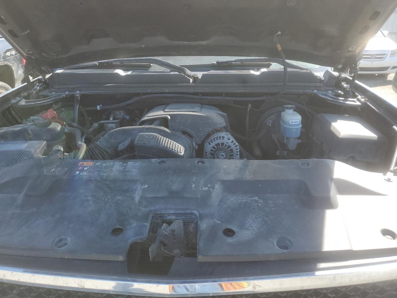 2010 Chevrolet Silverado VIN 1GCSKSE37AZ196808 Copart auction photo, burn - interior damage thumbnail 11