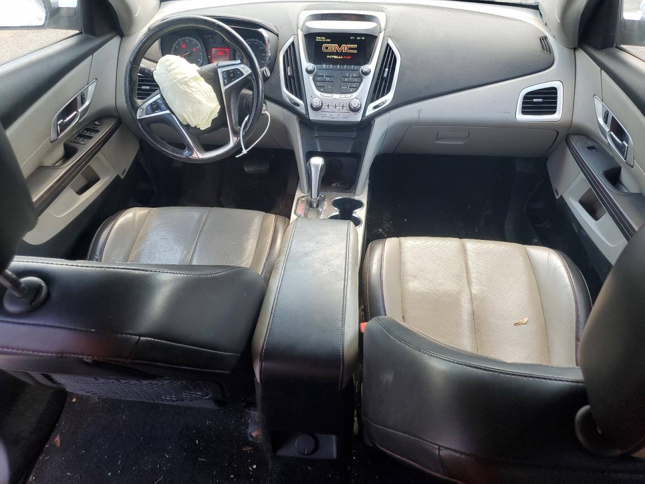 2015 GMC Terrain VIN 2GKFLTE32F6258384 Copart auction photo, front end damage thumbnail 8