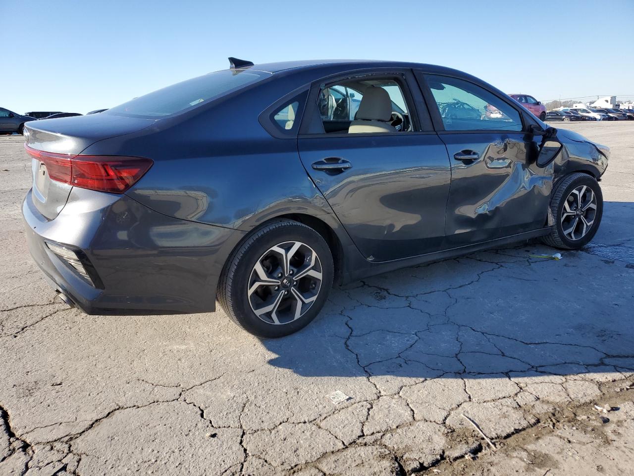 2019 KIA Forte VIN 3KPF24ADXKE019310 Copart auction photo, side / front end damage thumbnail 3