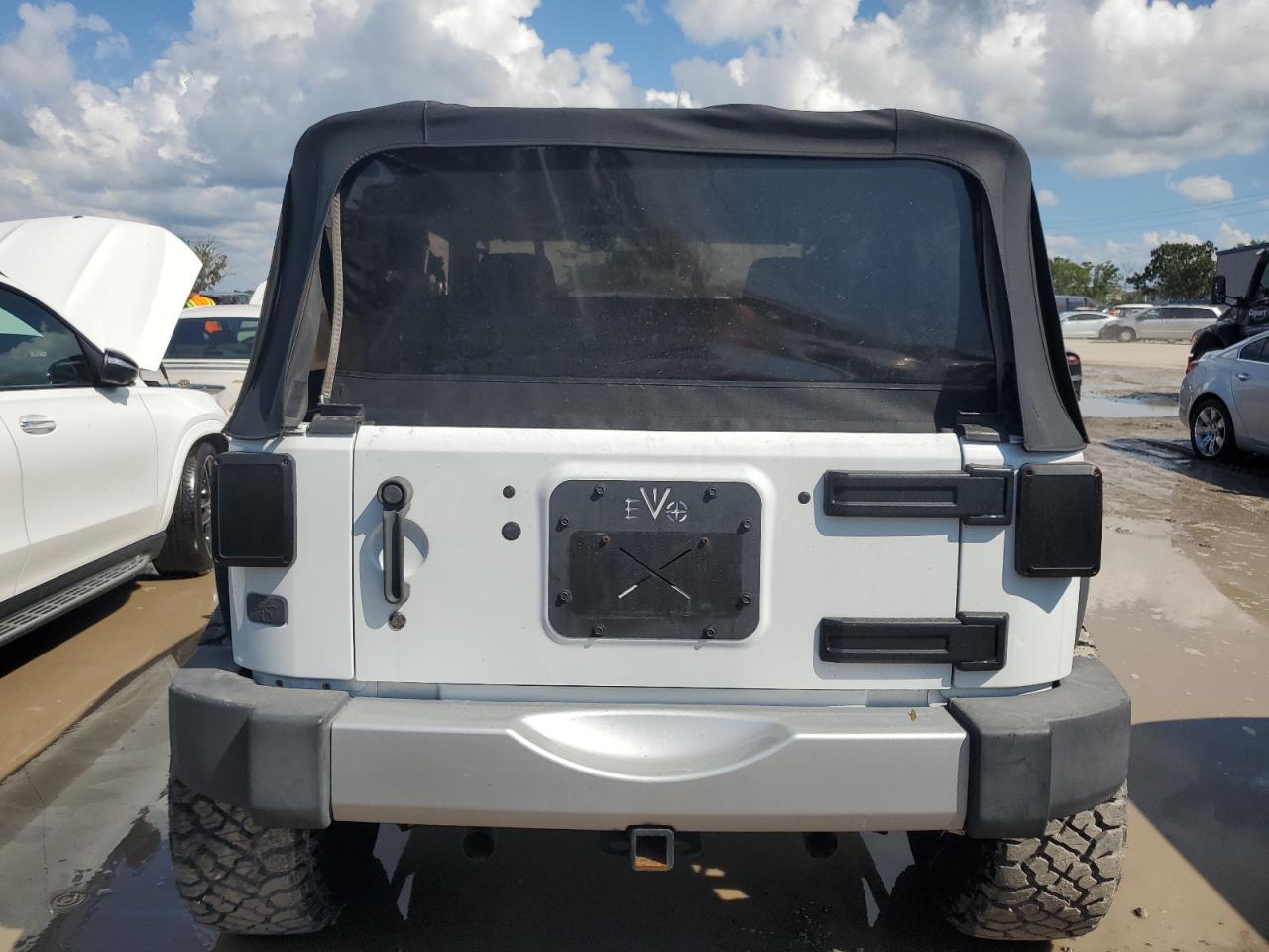 2012 Jeep Wrangler VIN 1C4AJWAG7CL260091 Copart auction photo, water/flood damage thumbnail 6