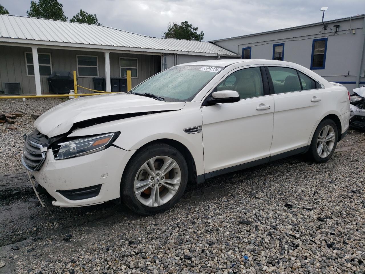2016 Ford Taurus VIN 1FAHP2E80GG131106