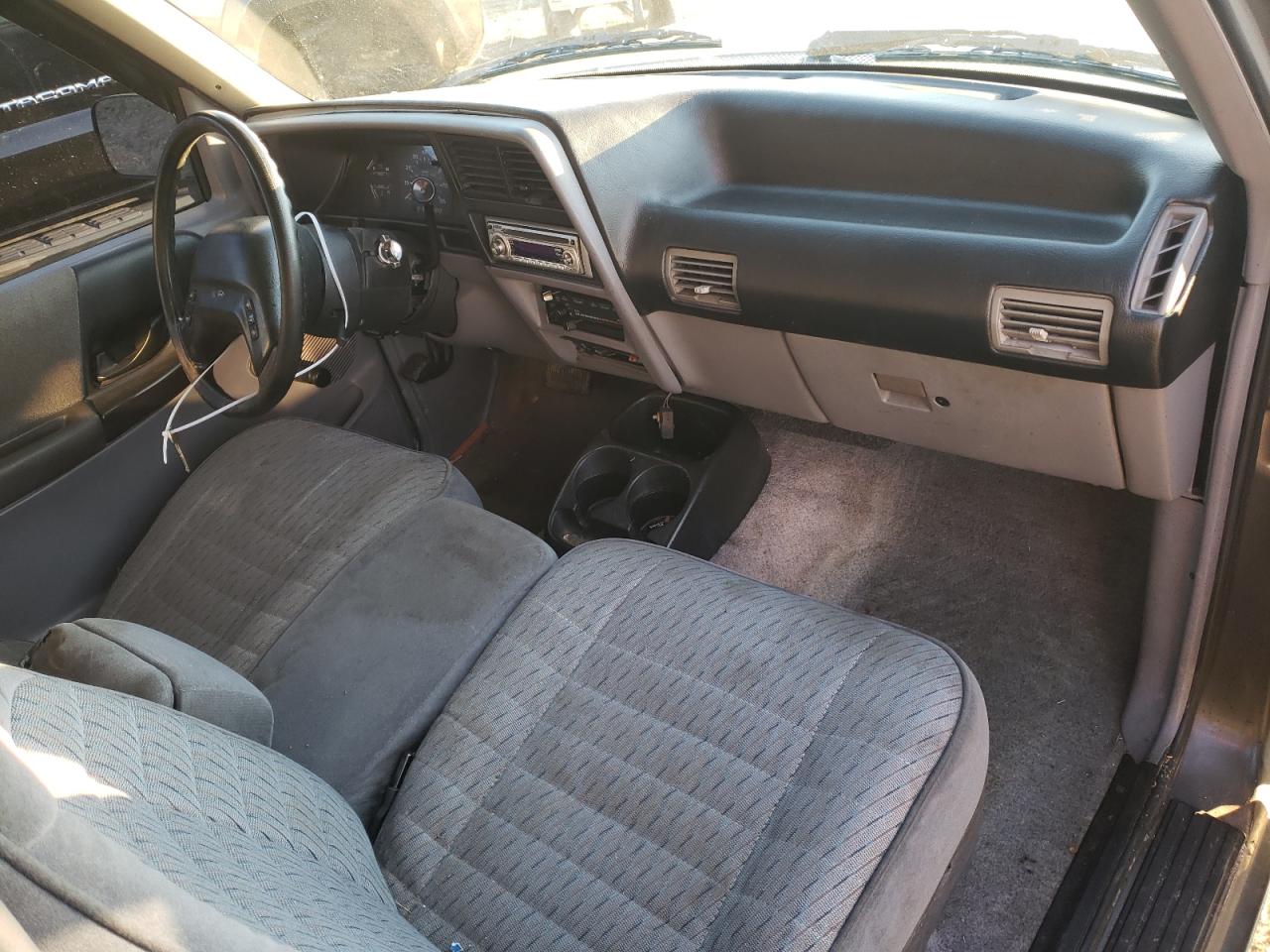 1994 Ford Ranger VIN 1FTCR14X1RTB08705 Copart auction photo, all over damage thumbnail 8
