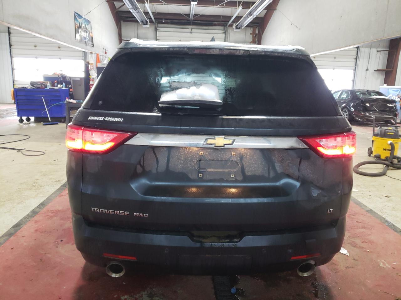2018 Chevrolet Traverse VIN 1GNEVGKW6JJ253831 Copart auction photo, front end damage thumbnail 6