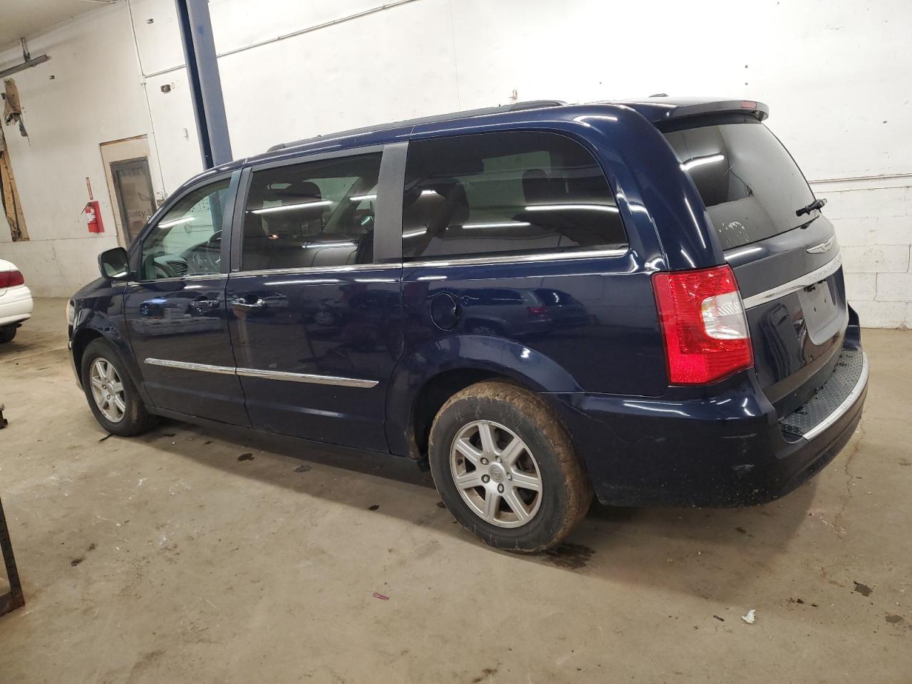 2012 Chrysler Town & Country VIN 2C4RC1BG9CR297343 Copart auction photo, minor dent/scratches damage thumbnail 2