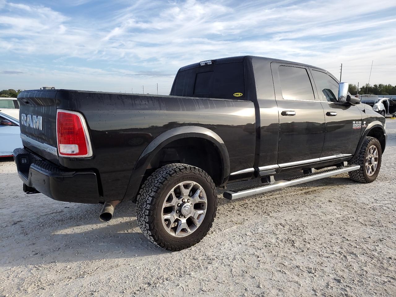 2018 RAM 2500 VIN 3C6UR5PL8JG345673 Copart auction photo, mechanical damage thumbnail 3