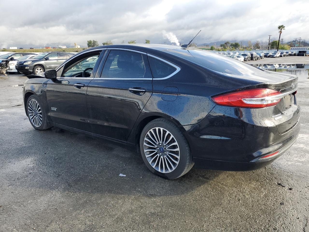 2017 Ford Fusion VIN 3FA6P0PUXHR201307 Copart auction photo, front end damage thumbnail 2
