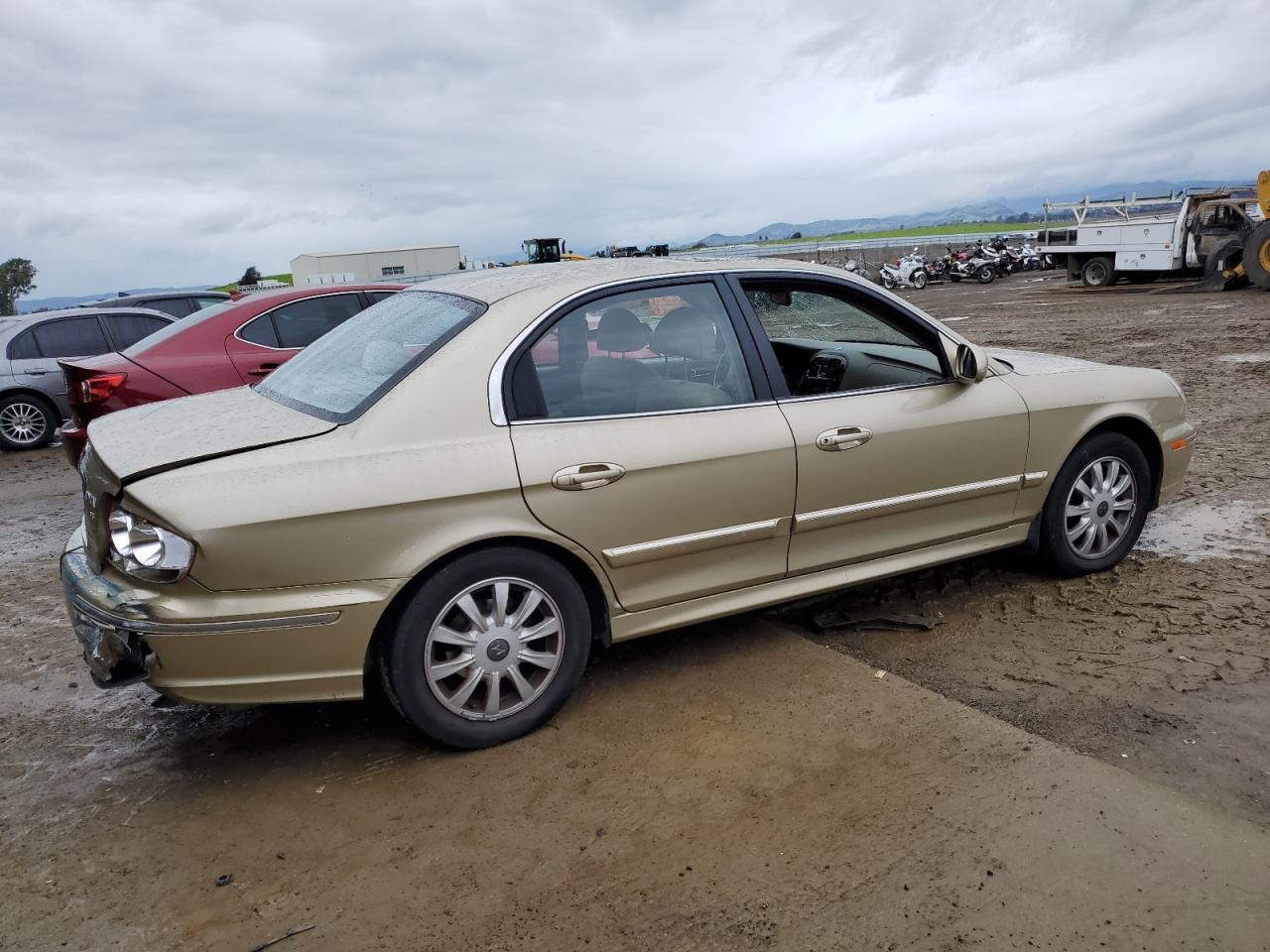 2004 Hyundai Sonata VIN KMHWF35H84A037544 Copart auction photo, rear end / side damage thumbnail 3