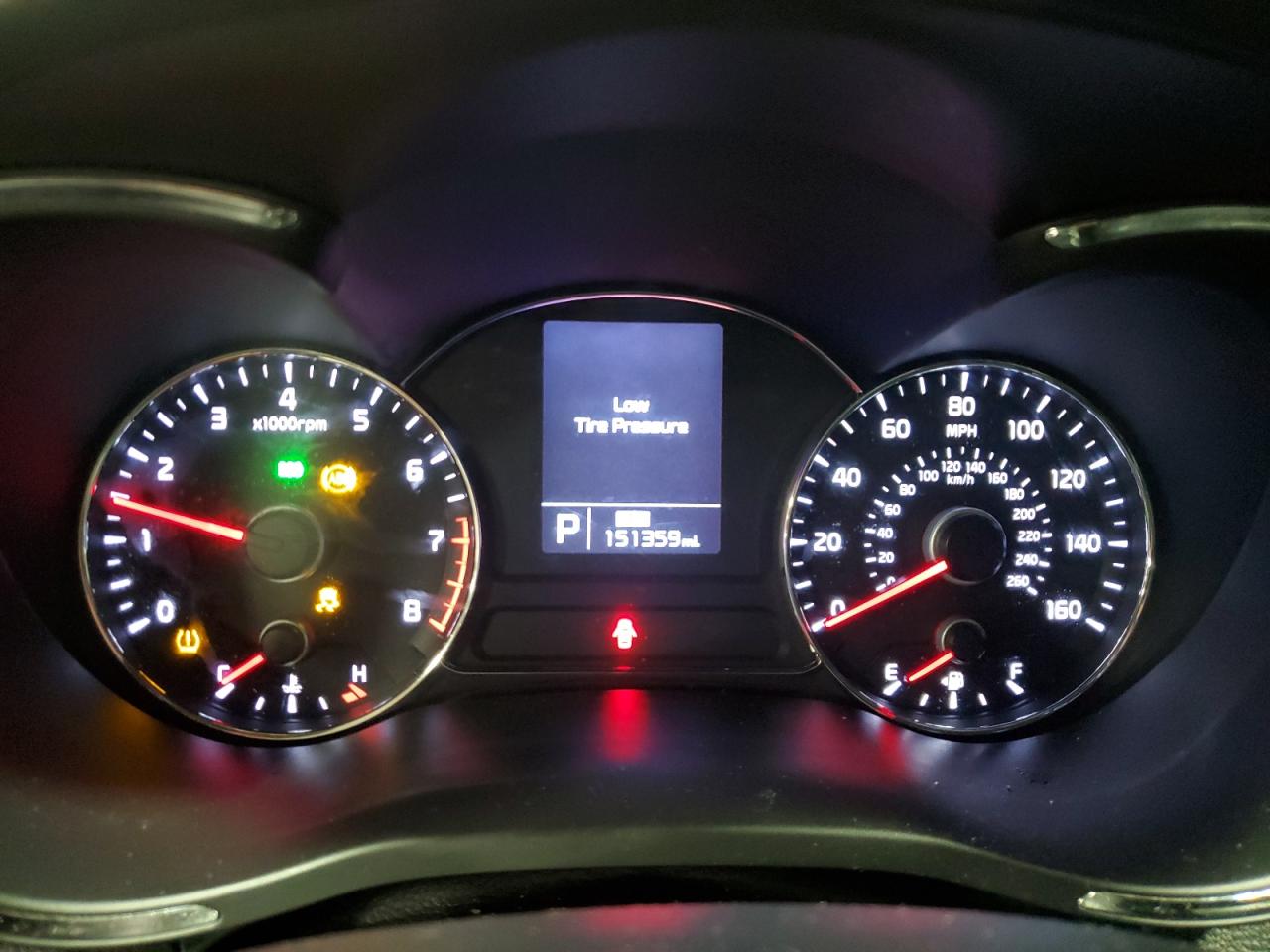 2015 KIA Forte VIN KNAFX4A82F5352619 Copart auction photo, front end / side damage thumbnail 8