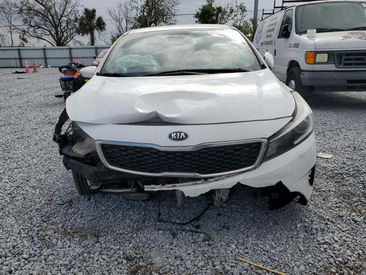 2018 KIA Forte VIN 3KPFK4A79JE239546 Copart auction photo, all over damage thumbnail 5