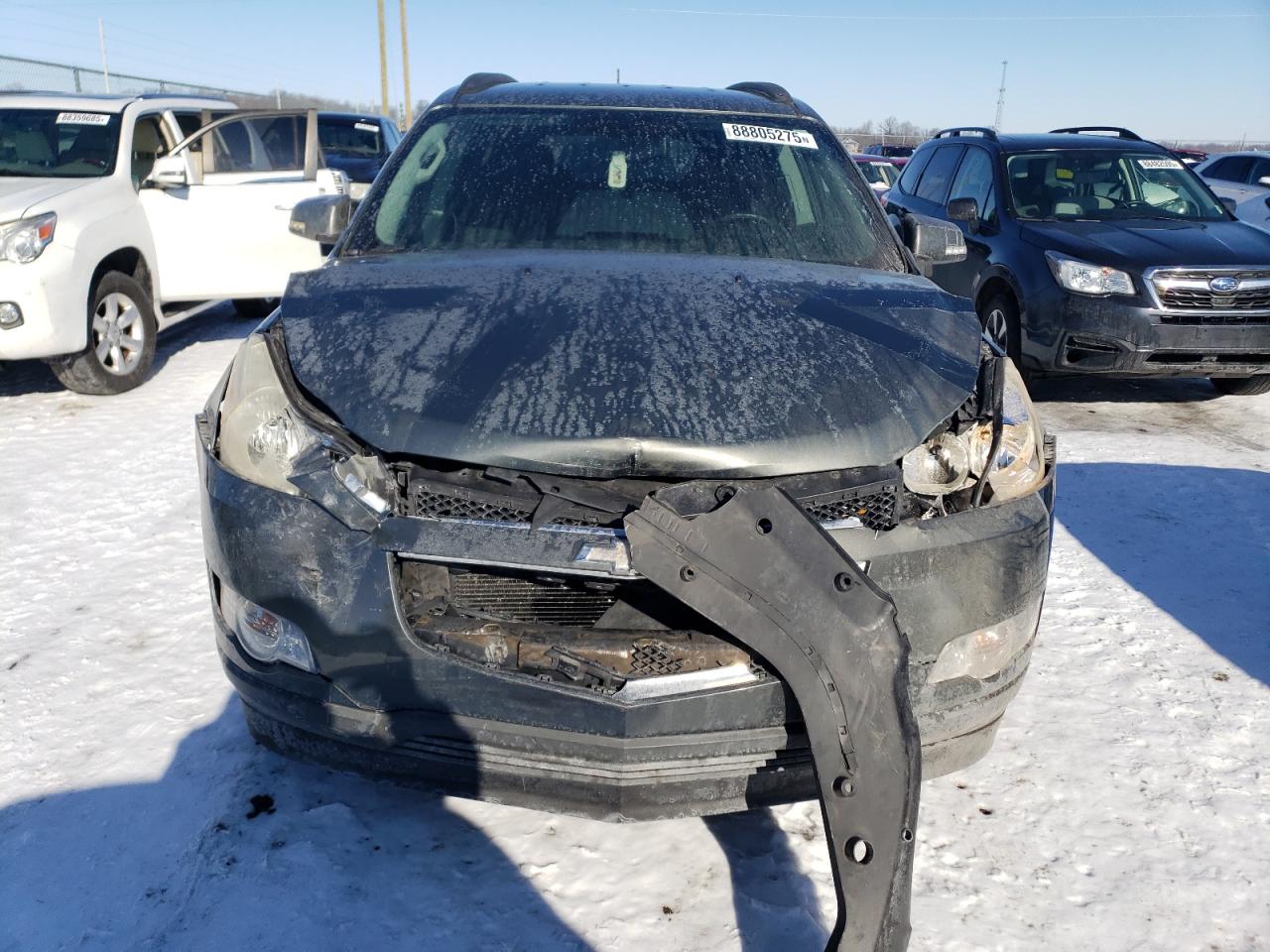 2011 Chevrolet Traverse VIN 1GNKRJEDXBJ111871 Copart auction photo, front end / minor dent/scratches damage thumbnail 5