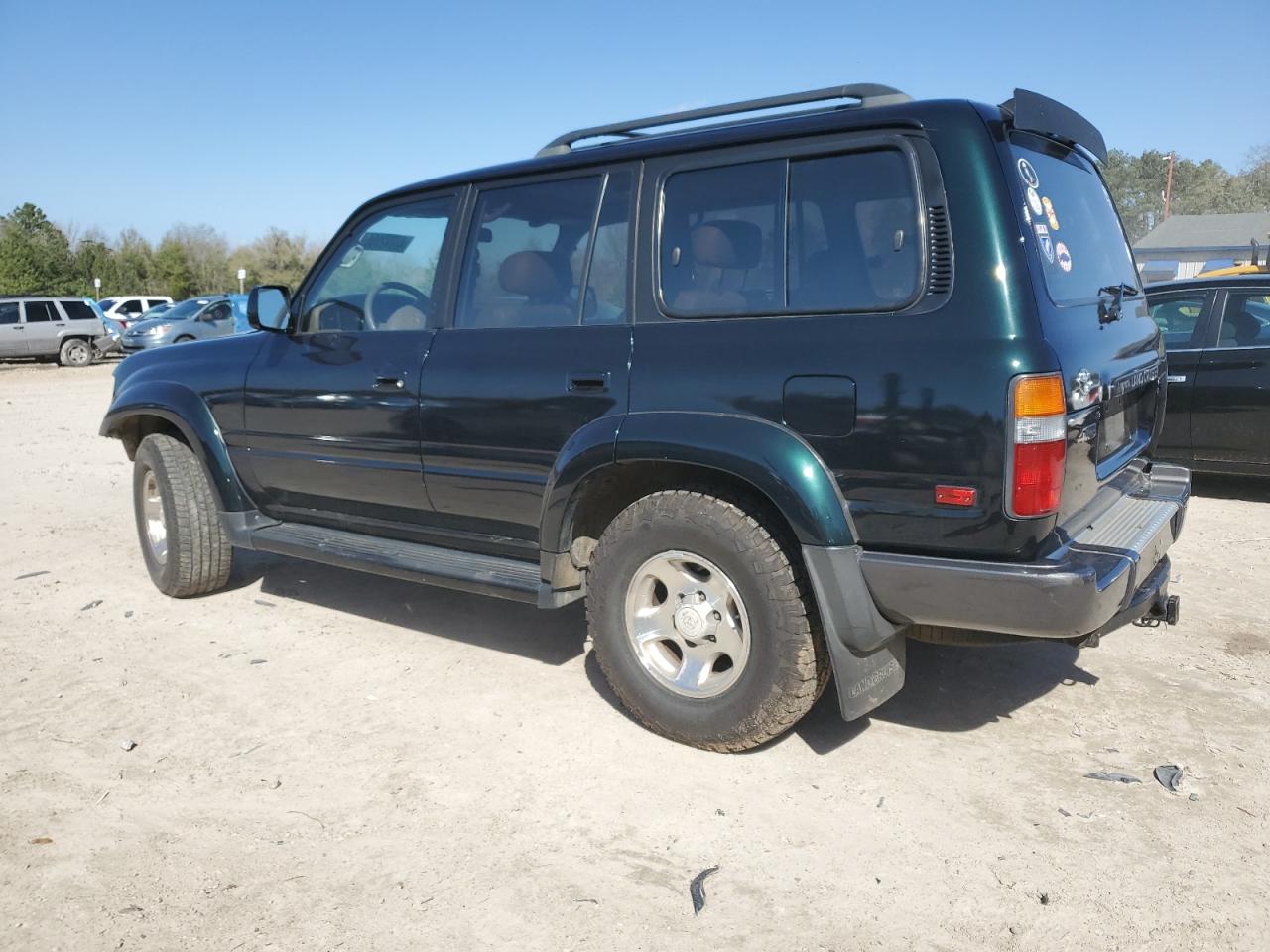 1995 Toyota Land Cruiser VIN JT3DJ81W6S0106332 Copart auction photo, front end damage thumbnail 2