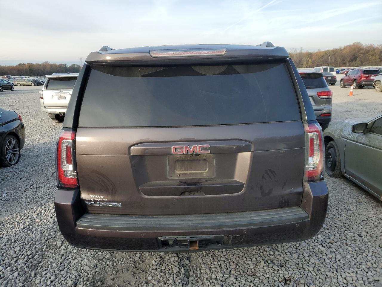 2016 GMC Yukon VIN 1GKS2BKC8GR369737 Copart auction photo, front end damage thumbnail 6