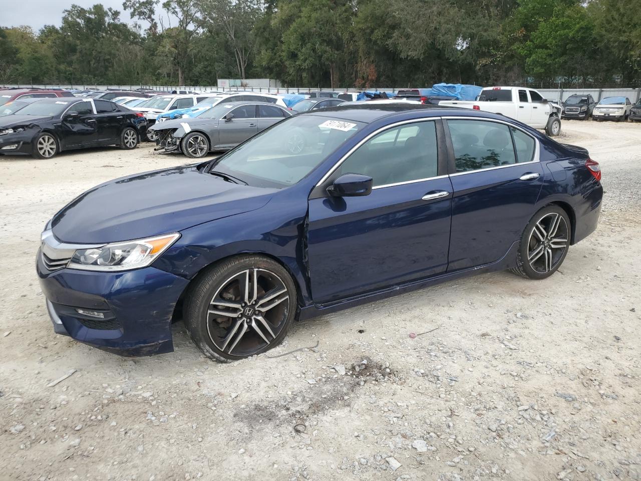 2017 Honda Accord VIN 1HGCR2F55HA282158