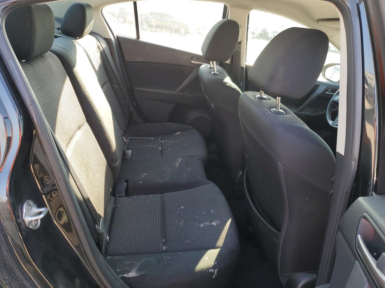2012 Mazda 3 VIN JM1BL1UFXC1529863 Copart auction photo, rear end damage thumbnail 10
