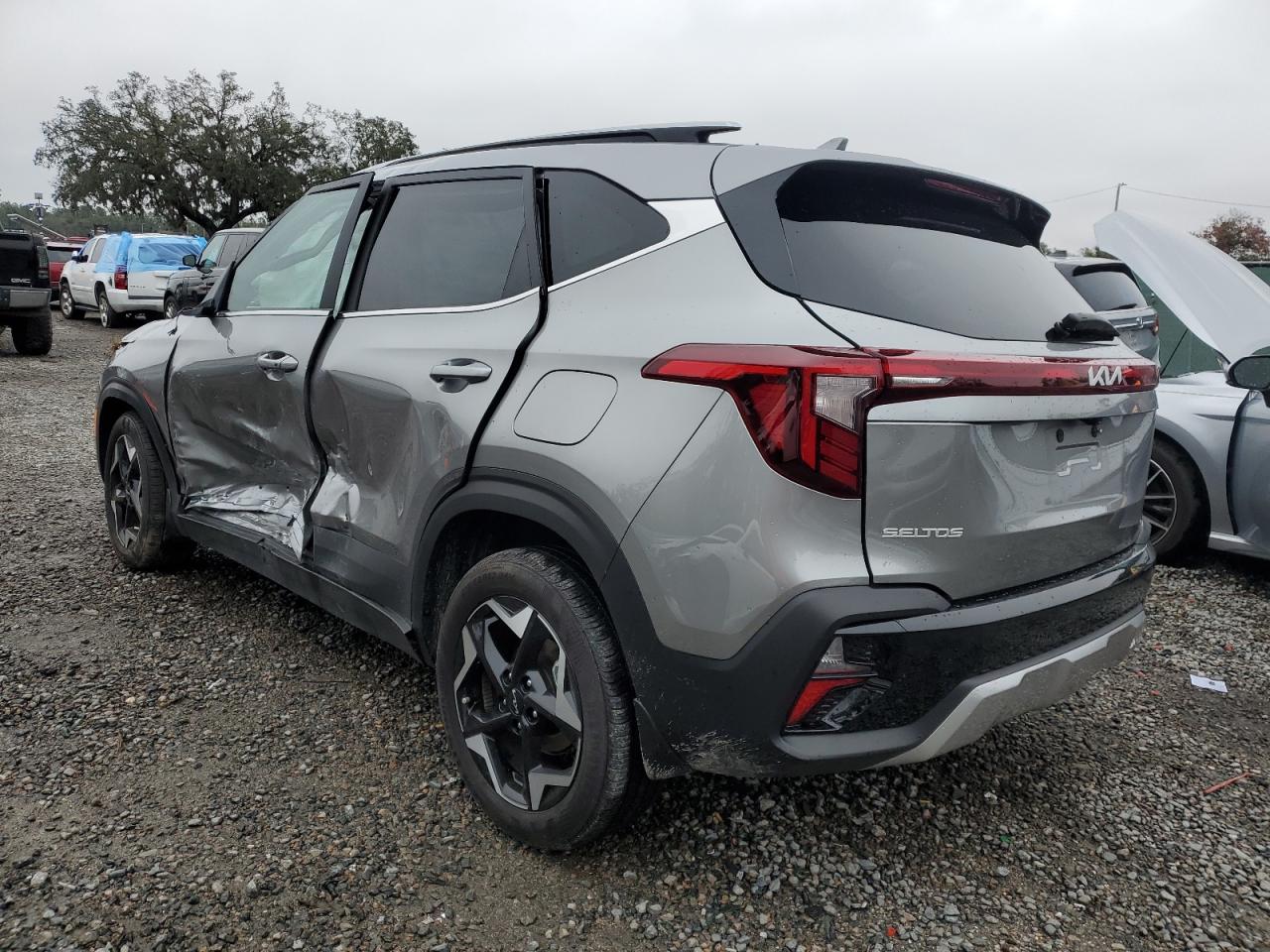 2024 KIA Seltos VIN KNDER2AA1R7480584 Copart auction photo, rollover damage thumbnail 2