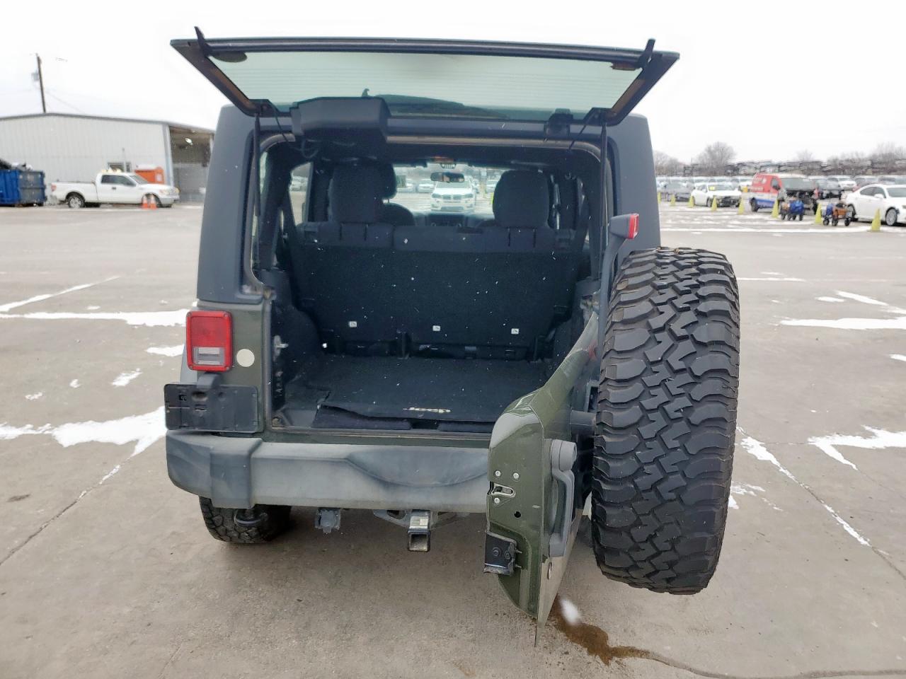 2015 Jeep Wrangler VIN 1C4BJWDGXFL744423 Copart auction photo, front end damage thumbnail 6