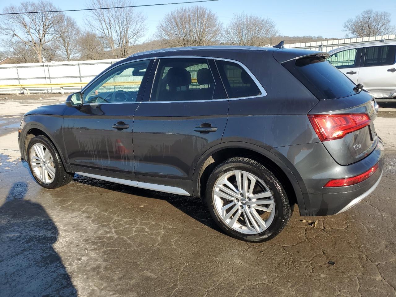 2018 Audi Q5 VIN WA1BNAFY1J2209289 Copart auction photo, front end damage thumbnail 2