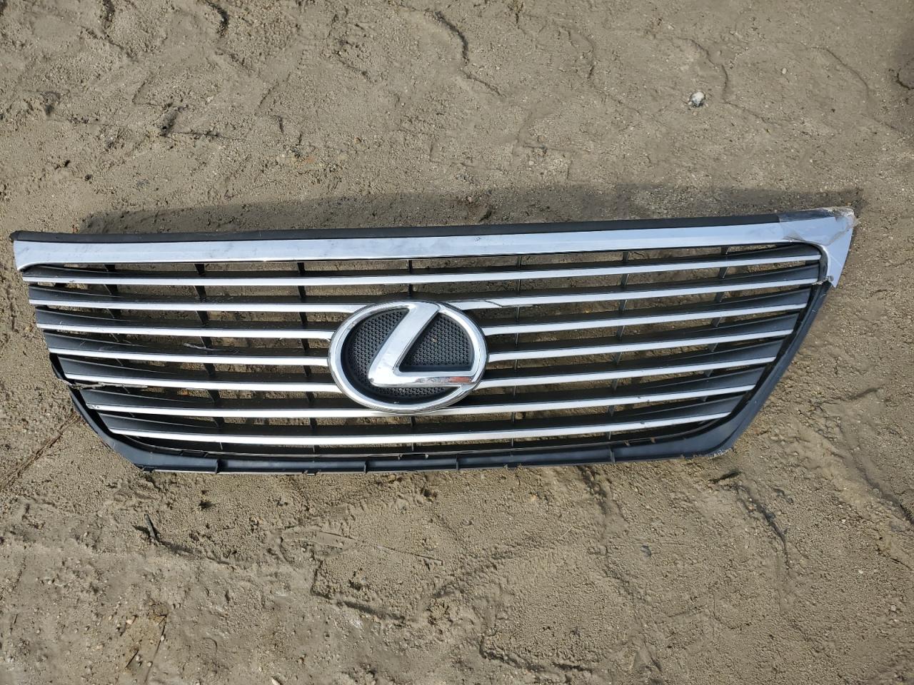 2009 Lexus LS VIN JTHCL46F495001013 Copart auction photo, front end / minor dent/scratches damage thumbnail 12