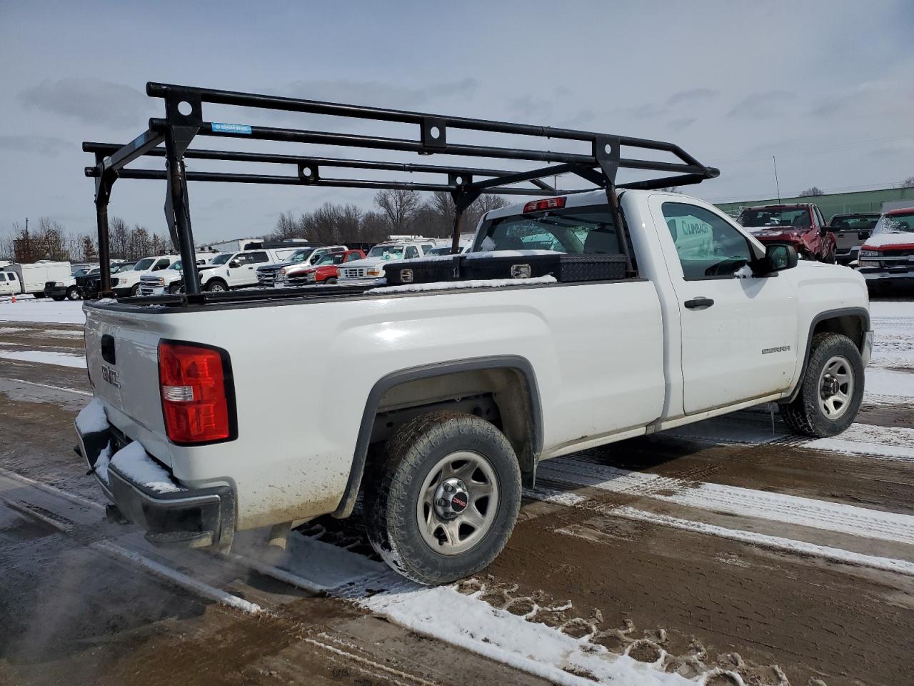 2018 GMC Sierra VIN 1GTN1LEC9JZ905194 Copart auction photo, front end damage thumbnail 3
