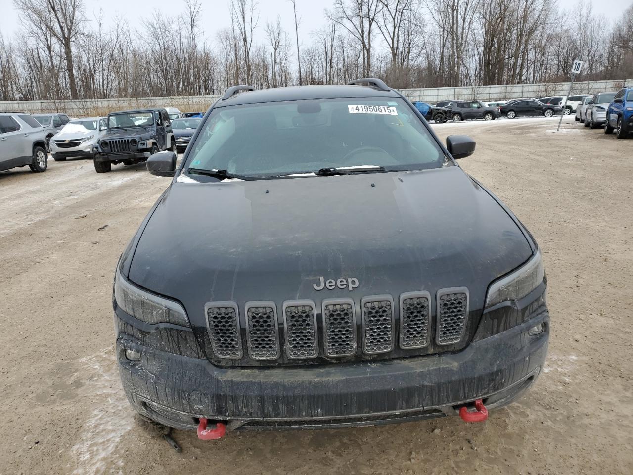 2020 Jeep Cherokee VIN 1C4PJMBX5LD527302 Copart auction photo, side / mechanical damage thumbnail 5