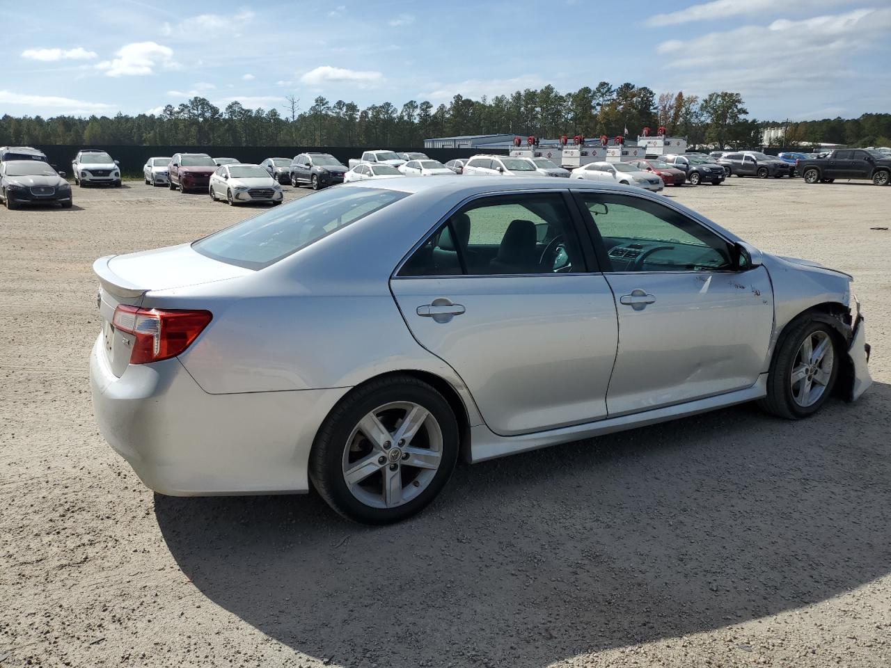 2013 Toyota Camry VIN 4T1BF1FK7DU263182 Copart auction photo, front end / side damage thumbnail 3