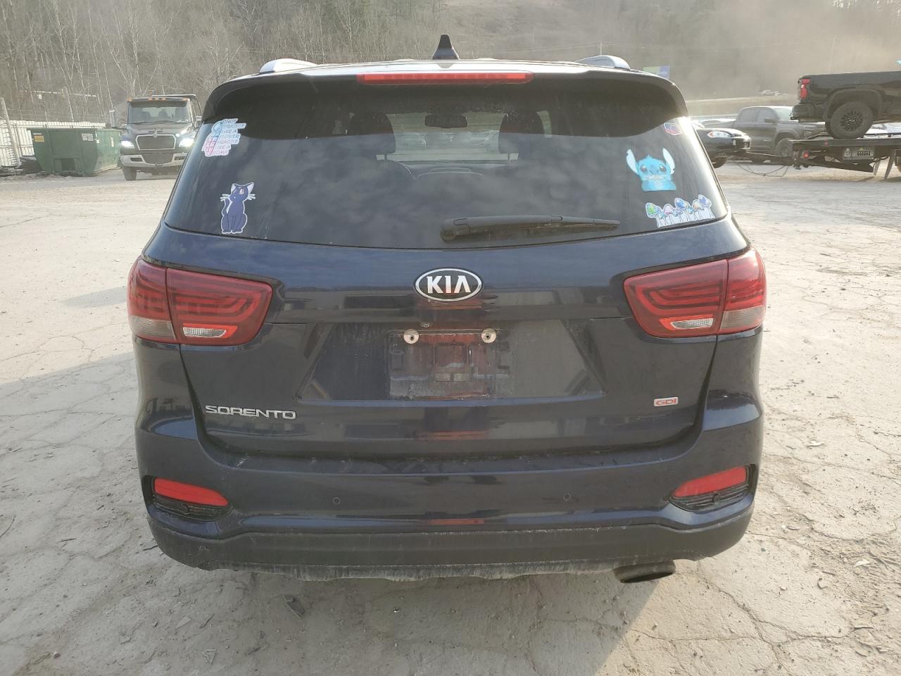 2019 KIA Sorento VIN 5XYPGDA32KG597742 Copart auction photo, front end / rear end damage thumbnail 6