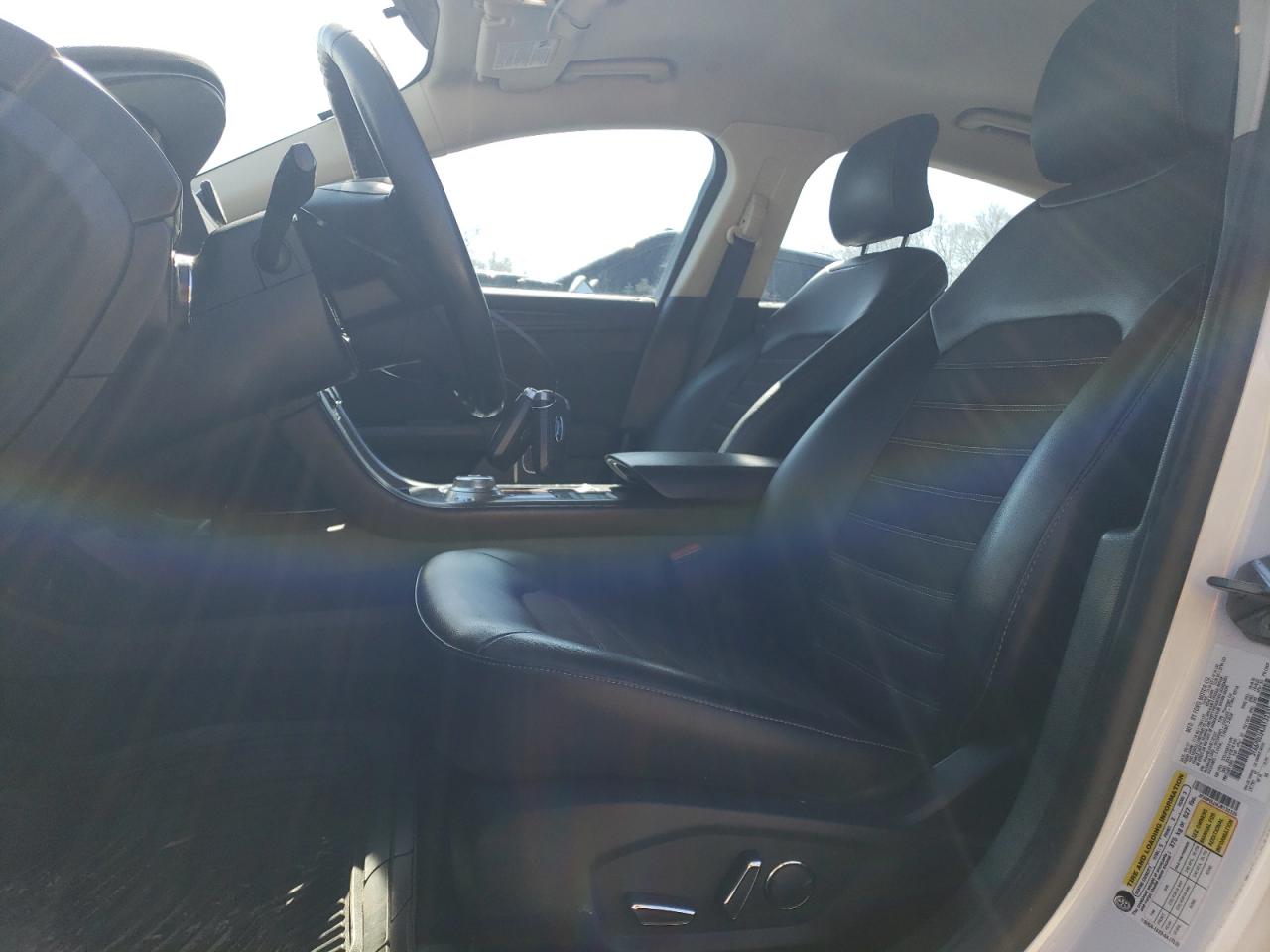 2018 Ford Fusion VIN 3FA6P0LU4JR132335 Copart auction photo, rear end / minor dent/scratches damage thumbnail 7