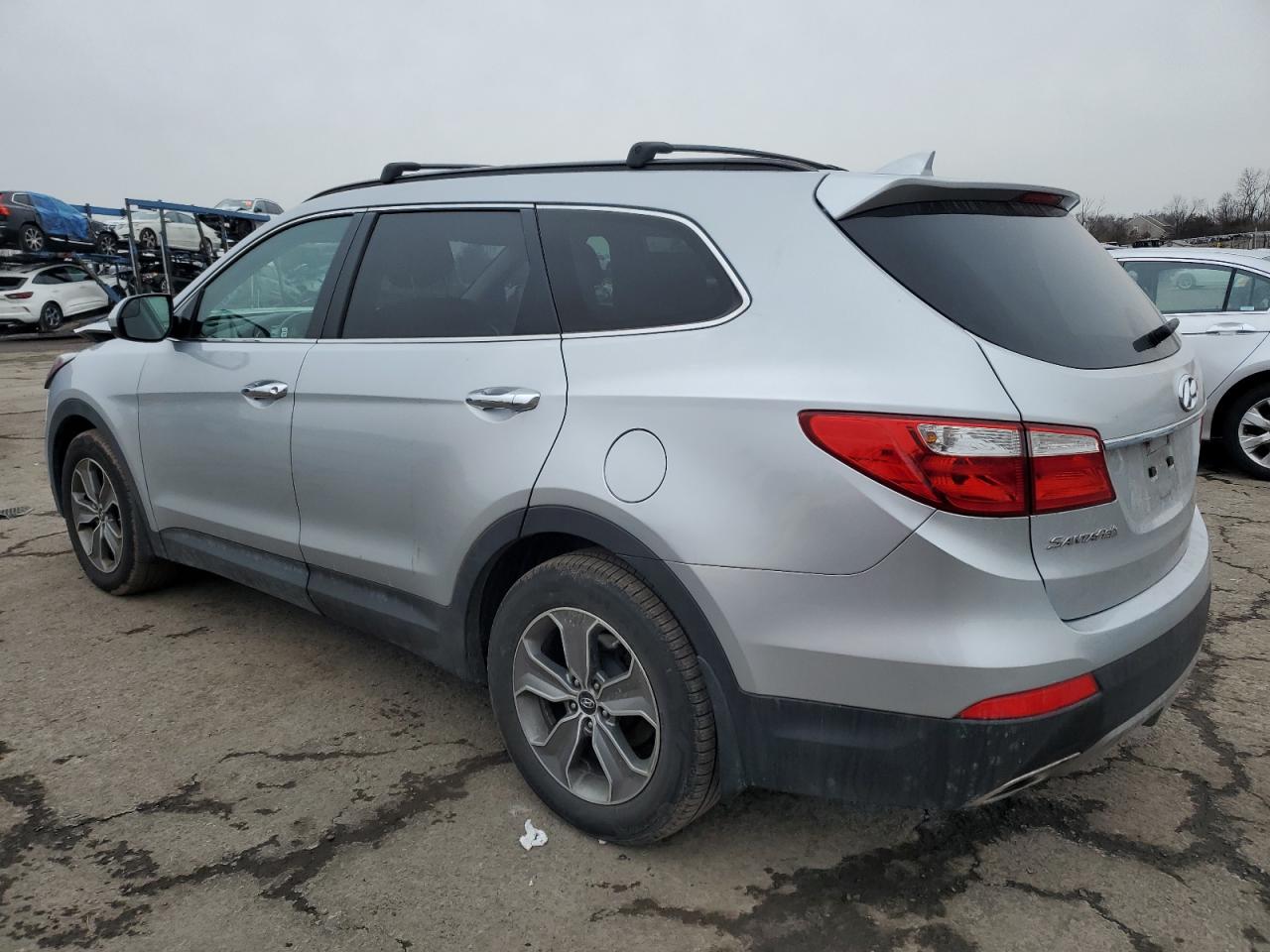 2016 Hyundai Santa Fe VIN KM8SMDHF7GU161683 Copart auction photo, front end damage thumbnail 2