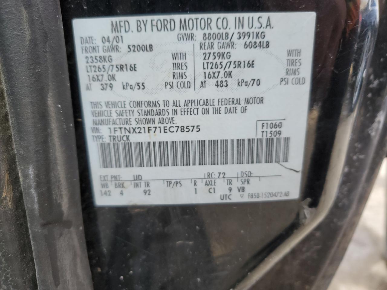 2001 Ford F250 VIN 1FTNX21F71EC78575 Copart auction photo, front end damage thumbnail 13