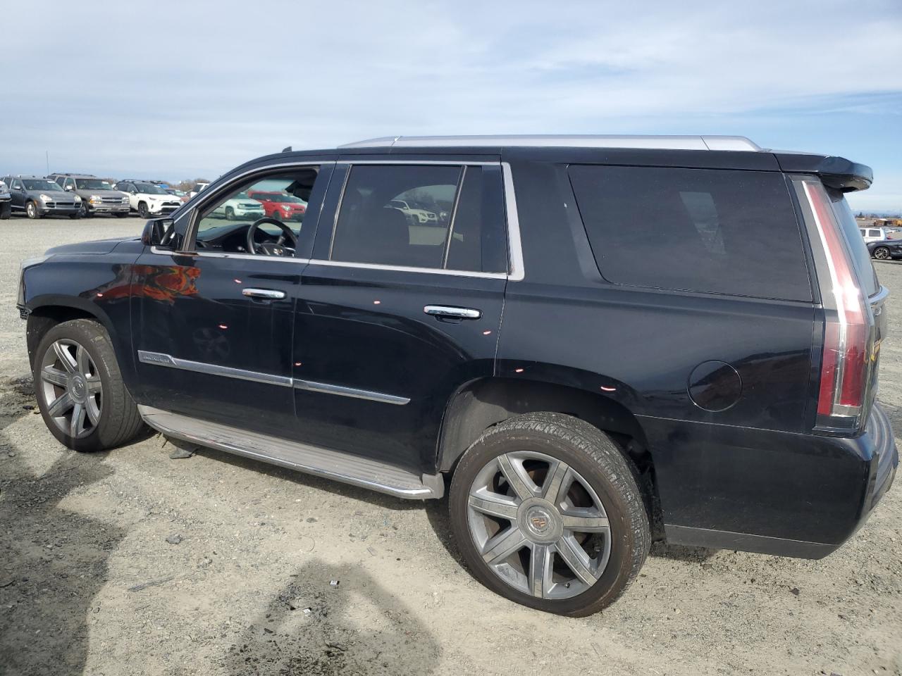 2015 Cadillac Escalade VIN 1GYS4BKJ1FR226741 Copart auction photo, front end damage thumbnail 2
